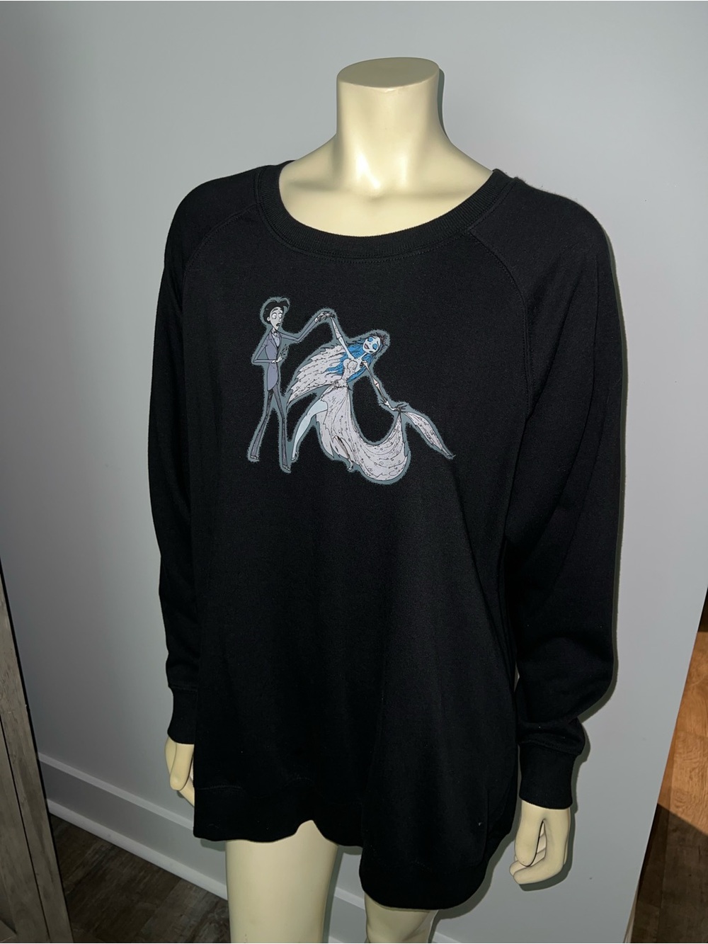 Torrid 2X(18-20) Classic Fit Cozy Fleece Black Raglan Sweatshirt like new
